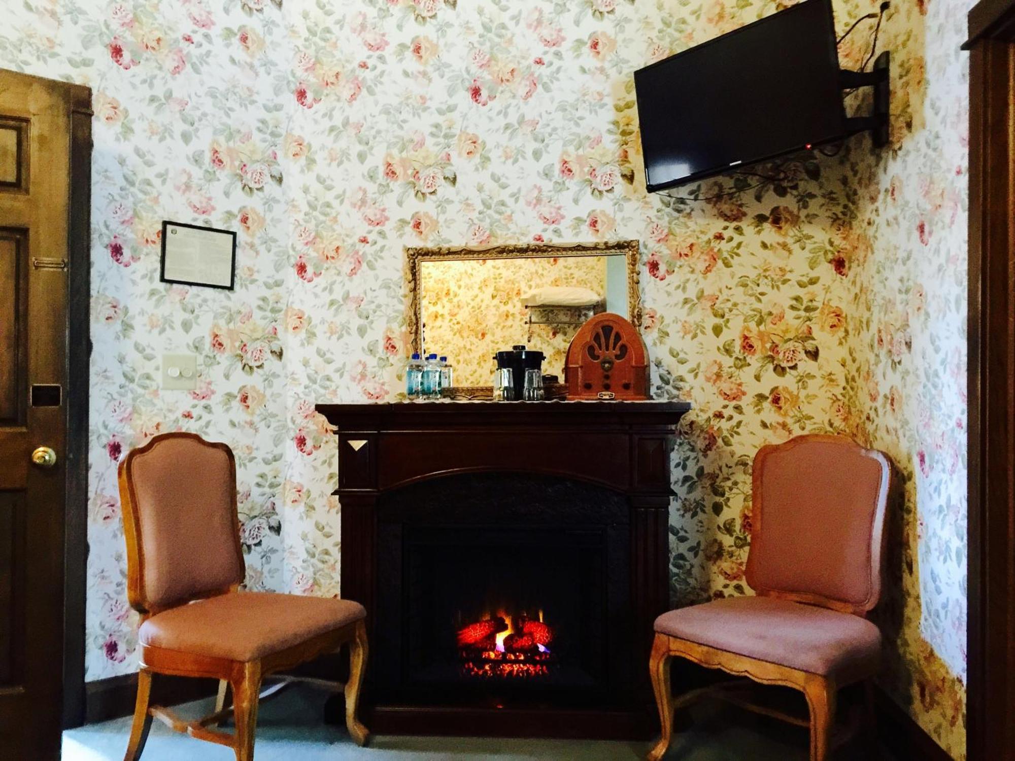 Afton House Inn Room photo